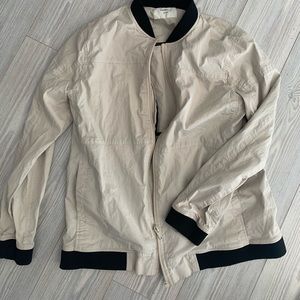 Light weight universal Jacket